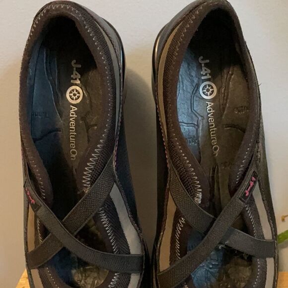 J 41 Adventure 7.5 Woman’s Shoes - Picture 2 of 7